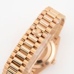 Rolex Day-Date 40 228235 (2019) - 40mm Roségoud (4/5)