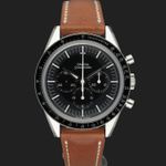 Omega Speedmaster Professional Moonwatch 311.32.40.30.01.001 (2016) - Black dial 40 mm Steel case (3/8)