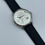 Glashütte Original PanoReserve 1-65-01-22-12-04 (2024) - Zilver wijzerplaat 40mm Staal (2/8)