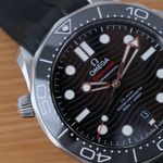 Omega Seamaster Diver 300 M 210.32.42.20.01.001 (2023) - Zwart wijzerplaat 42mm Staal (4/8)