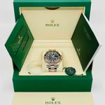 Rolex GMT-Master II 126711CHNR (2026) - Black dial 40 mm Gold/Steel case (3/8)