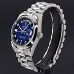 Rolex Day-Date 36 118209 (2006) - Blue dial 36 mm White Gold case (4/8)