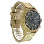 IWC Pilot Chronograph Top Gun IW389402 (2025) - Brown dial 42 mm Ceramic case (4/8)