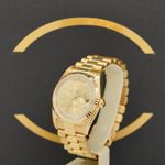 Rolex Day-Date 36 18238 (1989) - Champagne wijzerplaat 36mm Geelgoud (2/7)