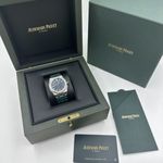 Audemars Piguet Royal Oak Selfwinding 77451ST.ZZ.1361ST.04 (2024) - Blauw wijzerplaat 34mm Staal (2/8)