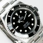 Rolex Submariner No Date 124060 - (3/8)