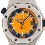 Audemars Piguet Royal Oak Offshore Diver 15710ST.OO.A070CA.01 (Unknown (random serial)) - Orange dial 42 mm Steel case (2/8)