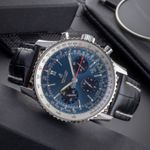 Breitling Navitimer AB0121 (2019) - 43mm Staal (2/8)