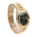 Rolex Day-Date 40 228238 (2022) - Black dial 40 mm Yellow Gold case (4/8)