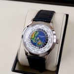Patek Philippe World Time 5231G-001 (2025) - Meerkleurig wijzerplaat 39mm Witgoud (3/8)