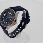 Omega Seamaster Diver 300 M 210.22.42.20.03.002 (2024) - Blauw wijzerplaat 42mm Goud/Staal (2/5)