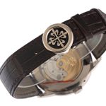 Patek Philippe Perpetual Calendar 5320G-001 - (7/8)