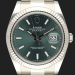 Rolex Datejust 41 126334 (2023) - Groen wijzerplaat 41mm Staal (2/8)