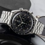 Omega Speedmaster Professional Moonwatch 3590.50.00 (Unknown (random serial)) - Black dial 42 mm Steel case (2/8)