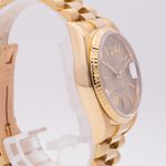 Rolex Day-Date 36 18038 (1984) - Champagne dial 36 mm Yellow Gold case (2/8)
