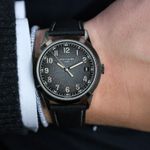 Patek Philippe Calatrava 5226G (2024) - Grey dial 40 mm White Gold case (1/8)