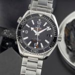 Omega Seamaster Planet Ocean 215.30.40.20.01.001 (Unknown (random serial)) - Black dial 40 mm Steel case (3/8)
