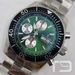 Revue Thommen Diver's Day-Date Chronograph 17030.6121 (2024) - Groen wijzerplaat 45mm Staal (1/8)