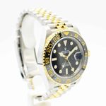 Rolex GMT-Master II 126713GRNR (2024) - Black dial 40 mm Gold/Steel case (6/7)