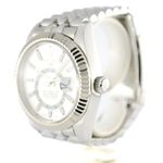 Rolex Sky-Dweller 326934 (2023) - White dial 42 mm Steel case (2/7)