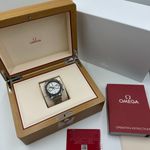 Omega Speedmaster Racing 329.30.44.51.04.001 (2024) - White dial 44 mm Steel case (2/8)