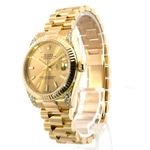 Rolex Datejust 31 178238 (2007) - Champagne dial 31 mm Yellow Gold case (2/7)