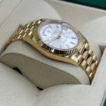 Rolex Day-Date 40 228238 (2023) - Zilver wijzerplaat 40mm Geelgoud (7/8)