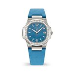 Patek Philippe Nautilus 7010G-013 (2025) - Blauw wijzerplaat 32mm Witgoud (1/1)