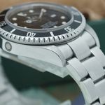 Rolex Sea-Dweller 4000 16600 (2005) - Black dial 40 mm Steel case (8/8)