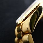 Rolex Day-Date 36 18238 (1999) - Black dial 36 mm Yellow Gold case (4/10)