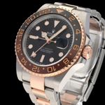 Rolex GMT-Master II 126711CHNR (2023) - Black dial 40 mm Gold/Steel case (7/8)
