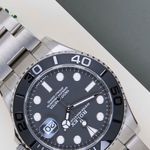 Rolex Yacht-Master 42 226627 (2025) - Black dial 42 mm Titanium case (3/5)