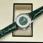 Patek Philippe World Time Chronograph 5930P-001 (2024) - Green dial 39 mm Platinum case (5/8)