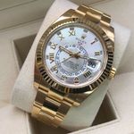 Rolex Sky-Dweller 326938 (2021) - Zilver wijzerplaat 42mm Geelgoud (4/8)