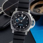 Panerai Luminor Submersible PAM00683 - (3/8)
