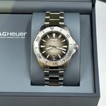 TAG Heuer Aquaracer WBP2110.BA0627 (2025) - Black dial 40 mm Steel case (4/8)