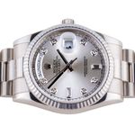 Rolex Day-Date 36 118239 (2017) - Silver dial 36 mm White Gold case (5/8)