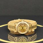 Rolex Lady-Datejust 69178 (1984) - Champagne wijzerplaat 26mm Geelgoud (3/7)