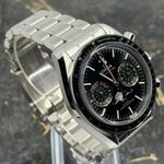Omega Speedmaster Moonphase 304.30.44.52.01.001 (2026) - Zwart wijzerplaat 44mm Staal (4/8)