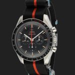 Omega Speedmaster Professional Moonwatch 311.12.42.30.01.001 (2018) - Black dial 42 mm Steel case (1/8)