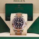 Rolex GMT-Master II 126711CHNR (2023) - 40mm Goud/Staal (2/12)