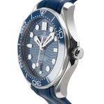 Omega Seamaster Diver 300 M 210.32.42.20.03.001 (2021) - Blue dial 42 mm Steel case (6/8)