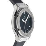 Hublot Classic Fusion Quartz 581.NX.1171.RX (Unknown (random serial)) - Black dial 33 mm Titanium case (7/8)