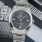 Rolex Oyster Perpetual 39 114300 (2017) - 39mm Staal (3/8)