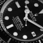 Rolex Sea-Dweller Deepsea 136660 (2025) - Zwart wijzerplaat 44mm Staal (3/7)