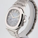 Patek Philippe Nautilus 5712/1A-001 - (3/8)