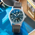 IWC Pilot Mark IW327006 (Onbekend (willekeurig serienummer)) - Zwart wijzerplaat 40mm Titanium (1/8)