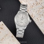 Tudor Style 12100 (Unknown (random serial)) - Silver dial 28 mm Steel case (3/8)