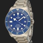 Tudor Pelagos 25600TB - (1/8)