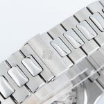 Patek Philippe Nautilus 5711/1A-001 (2019) - Blue dial 40 mm Steel case (3/3)